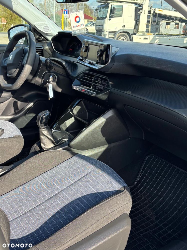 Peugeot 208 1.2 PureTech Like S&S - 11