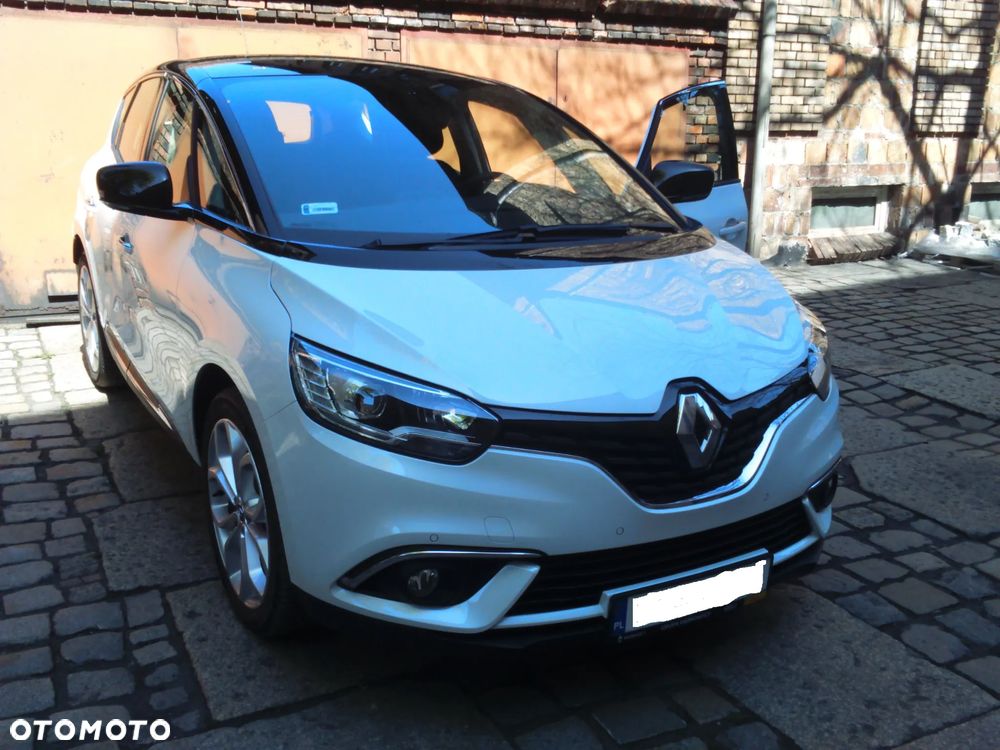 Renault Scenic - 1