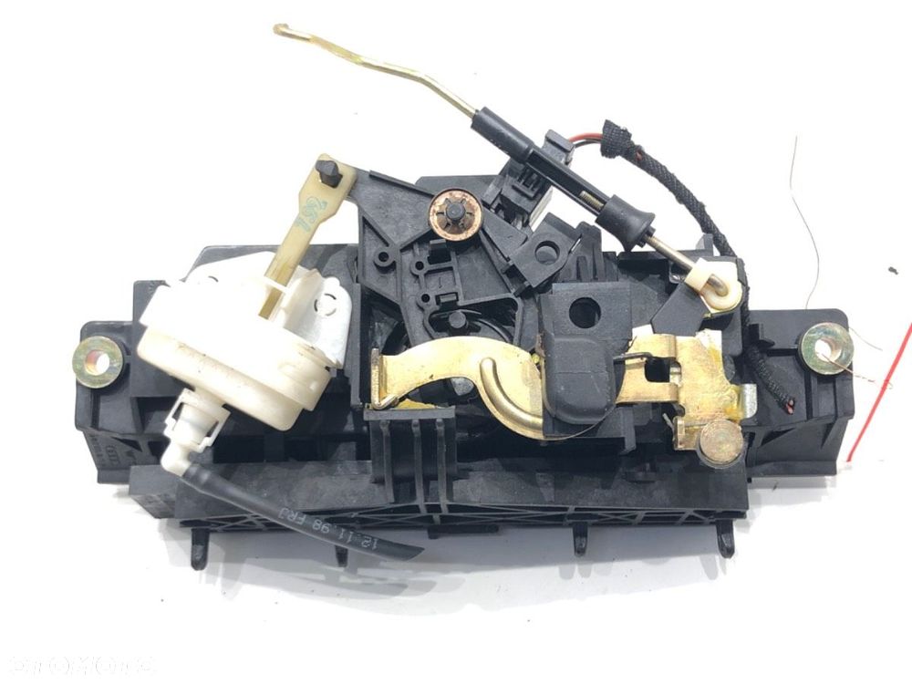 KLAMKA KLAPY TYŁ - 81.00 PLN - AUDI A3 (8L1) 1996 - 2006 1.8 92 kW [125 KM] benzyna 1996 - 2003 - 3