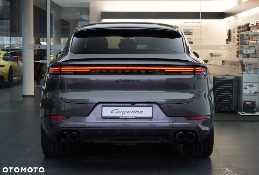 Porsche Cayenne - 5