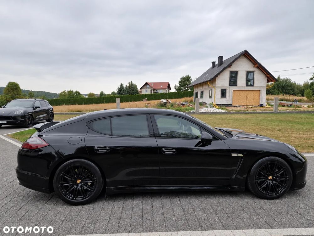 Porsche Panamera 4S PDK - 8