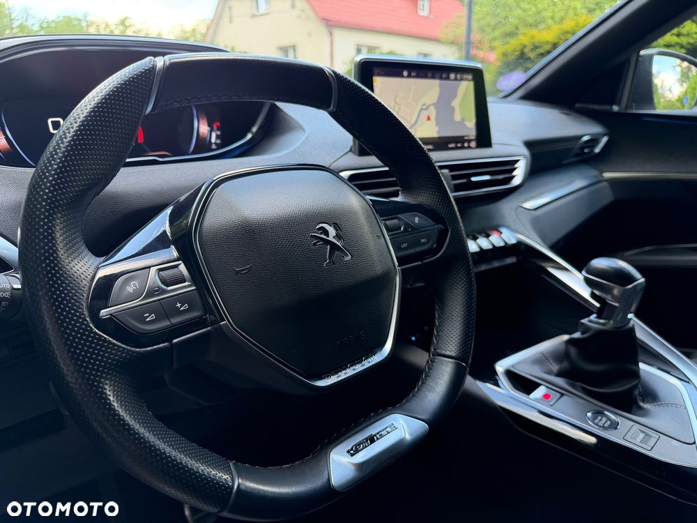 Peugeot 3008 1.2 PureTech GT S&S - 21
