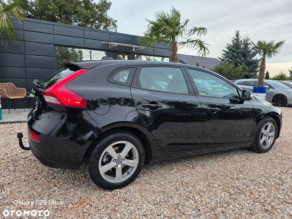 Volvo V40 D2 Momentum - 10