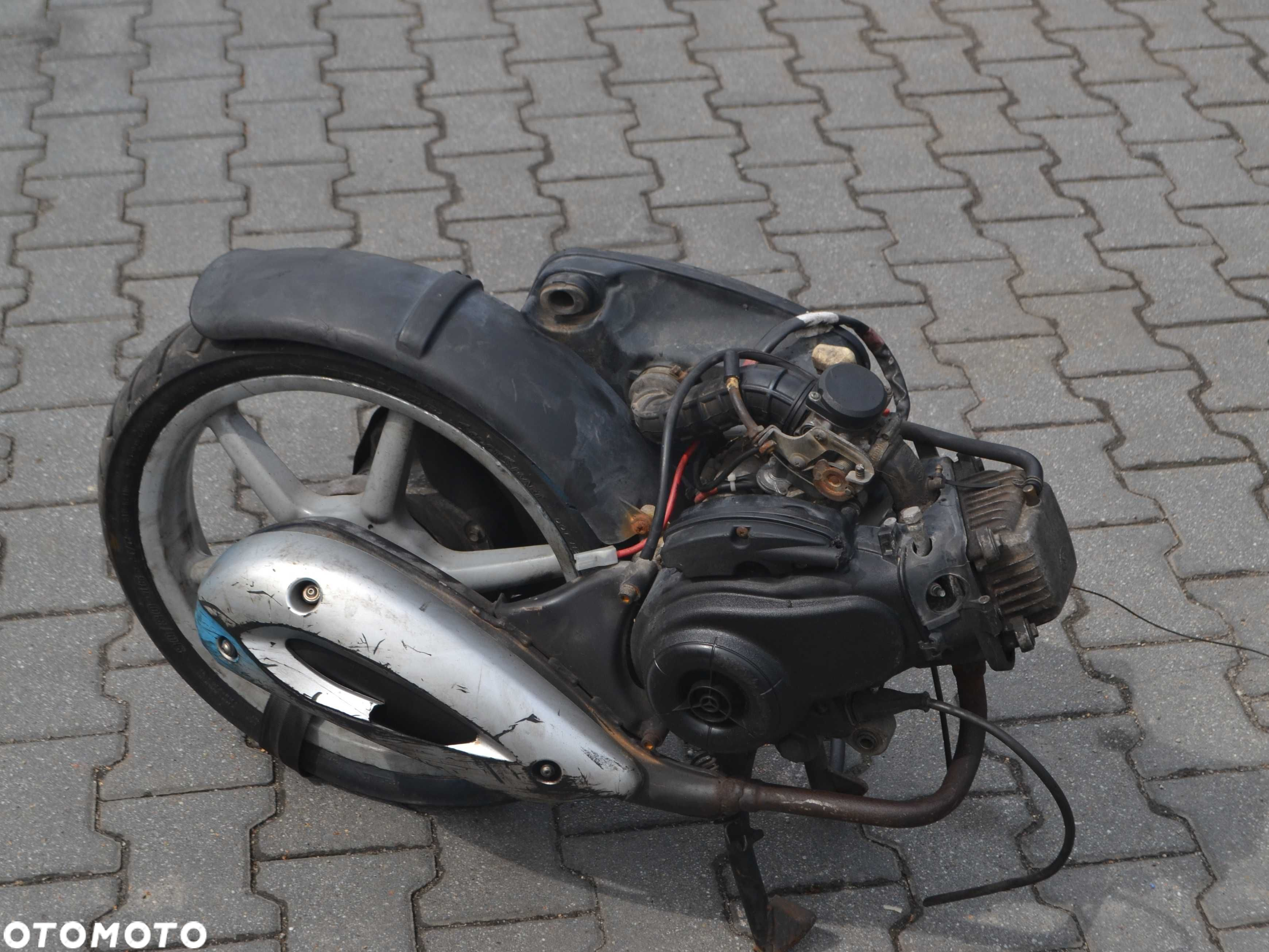 Silnik Skuter Piaggio - 3