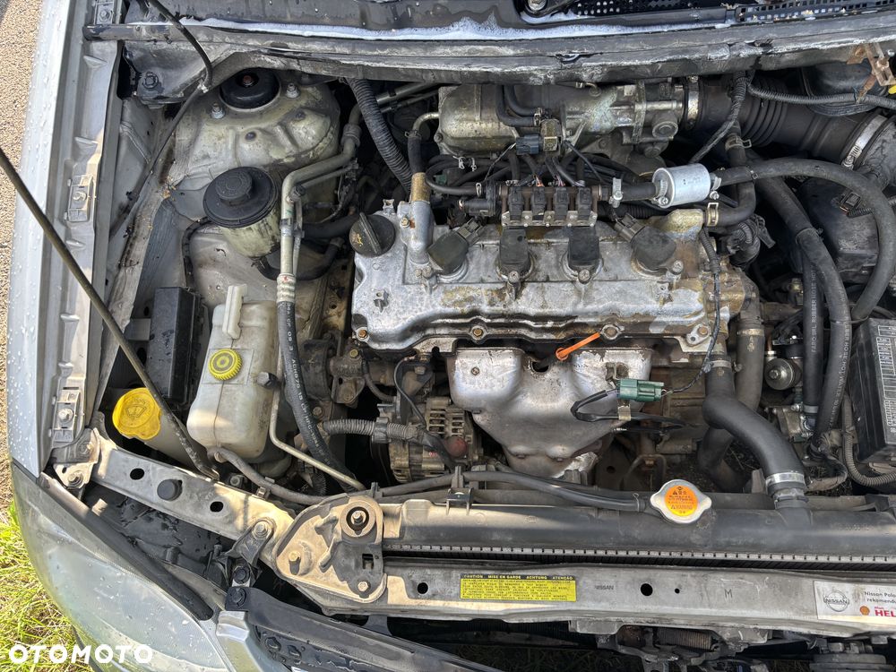 Nissan Almera Tino 1.8 Acenta - 10