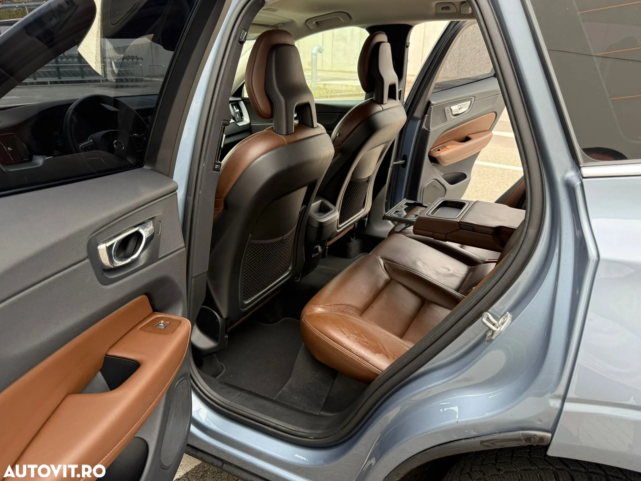 Volvo XC 60 D4 AWD Geartronic Momentum - 14