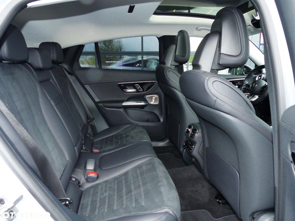 Mercedes-Benz GLC 300 mHEV 4-Matic AMG Line - 16