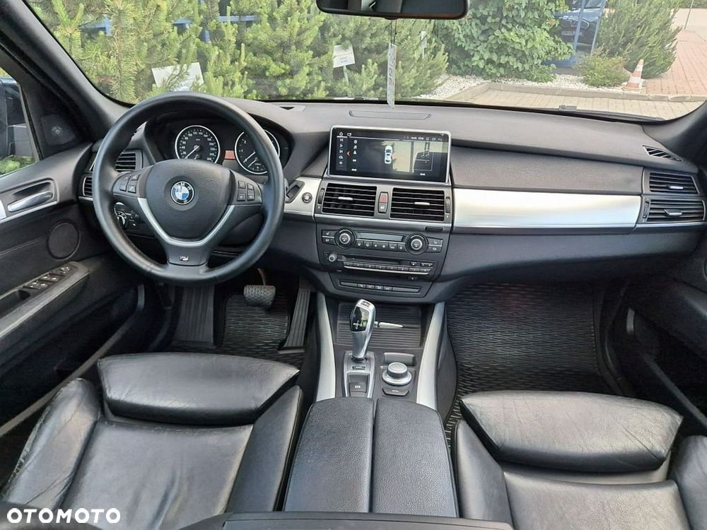 BMW X5 4.8i xDrive - 4
