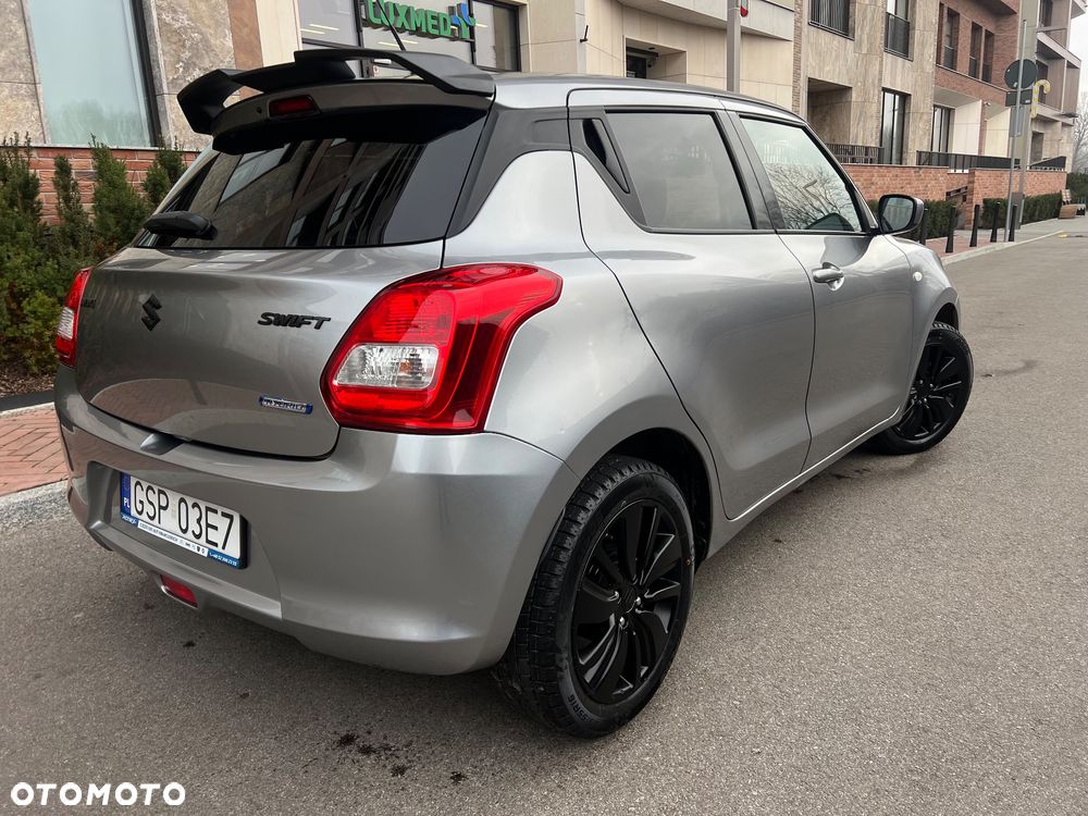 Suzuki Swift 1.2 Dualjet Hybrid Club - 11