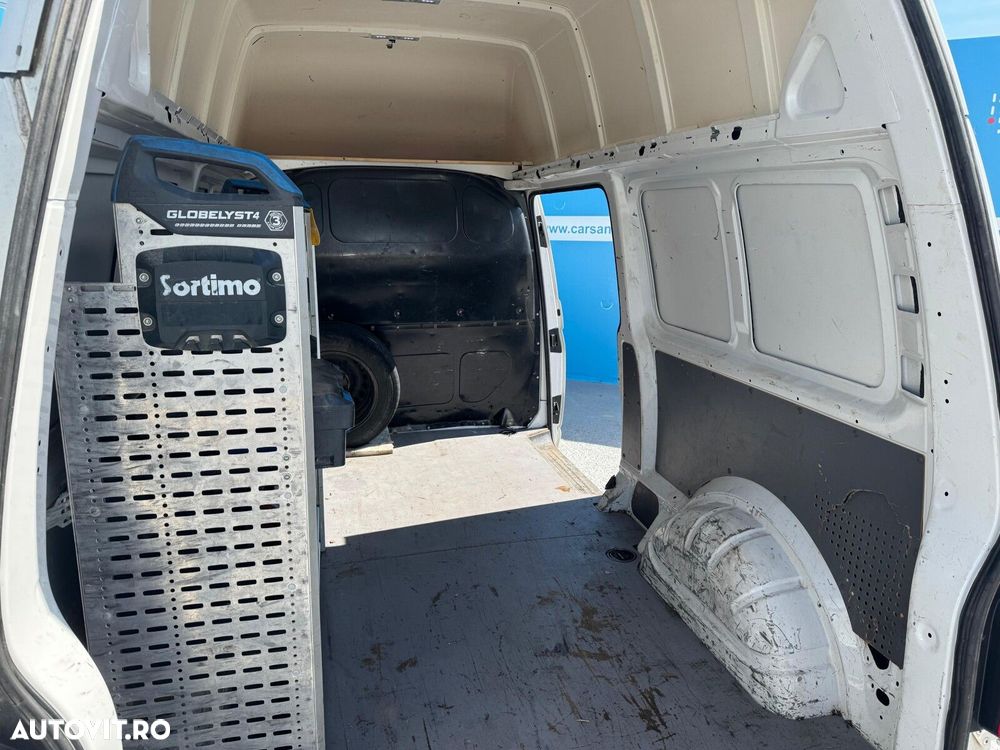 Volkswagen Transporter Kombi T6 2.0 TDI 110 kW KR 4M DSG - 14