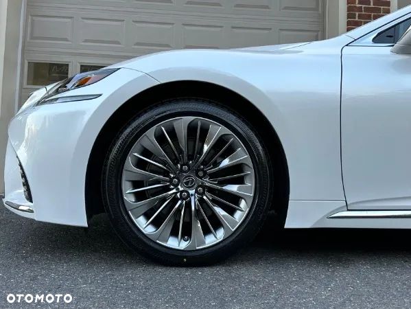 Lexus LS 500 AWD - 8