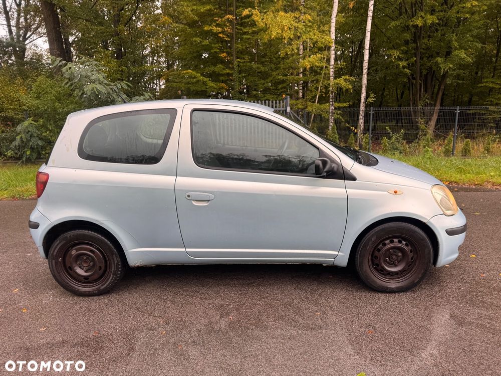 Toyota Yaris 1.0 Terra MM - 16