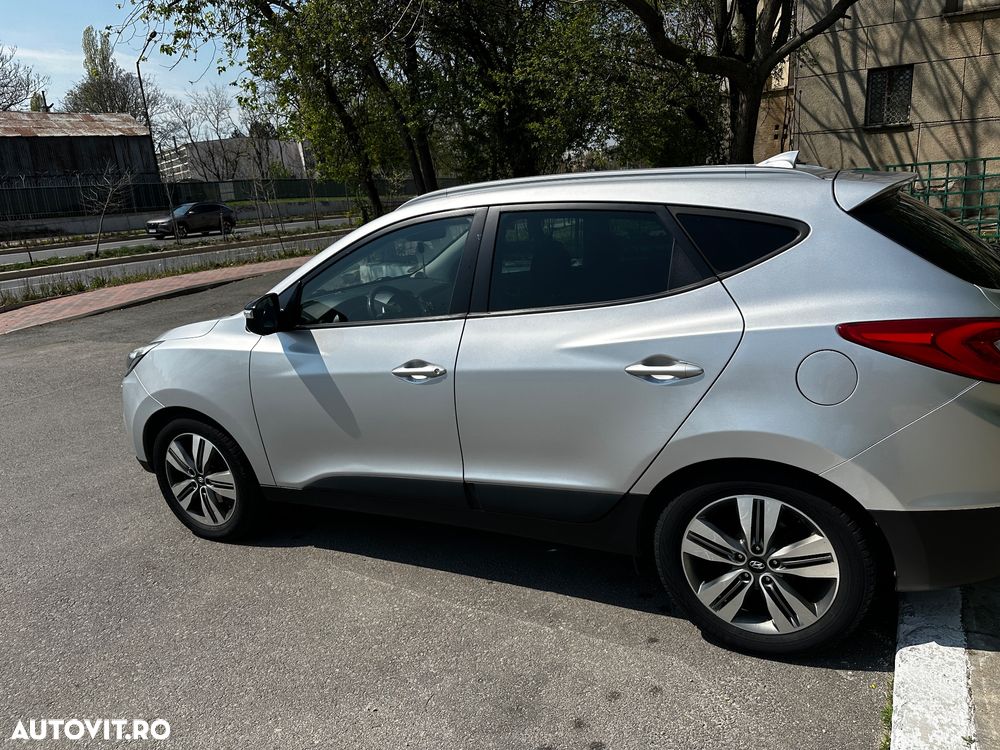 Hyundai ix35 2.0 CRDI 4WD Automatik Fifa World Cup Silver Edition - 15