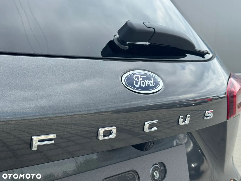 Ford Focus 1.0 EcoBoost mHEV ST-Line X - 10