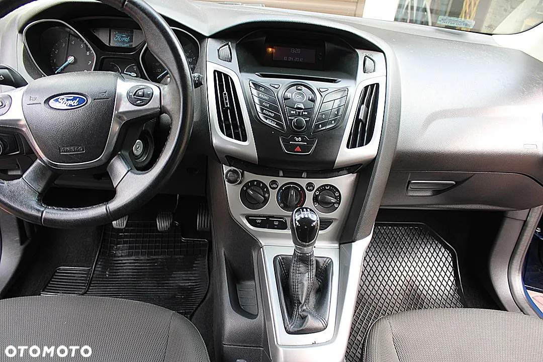 Ford Focus 1.6 Ambiente - 15