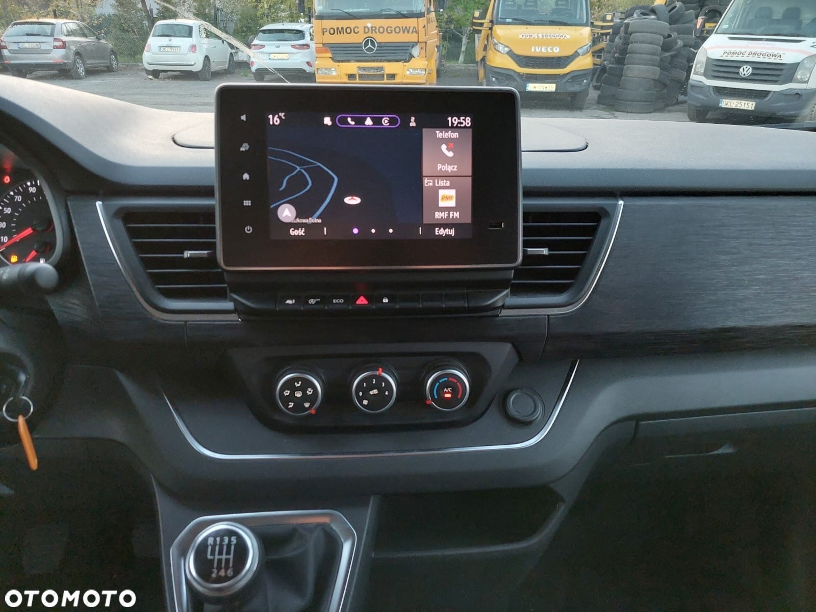 Renault Trafic - 23