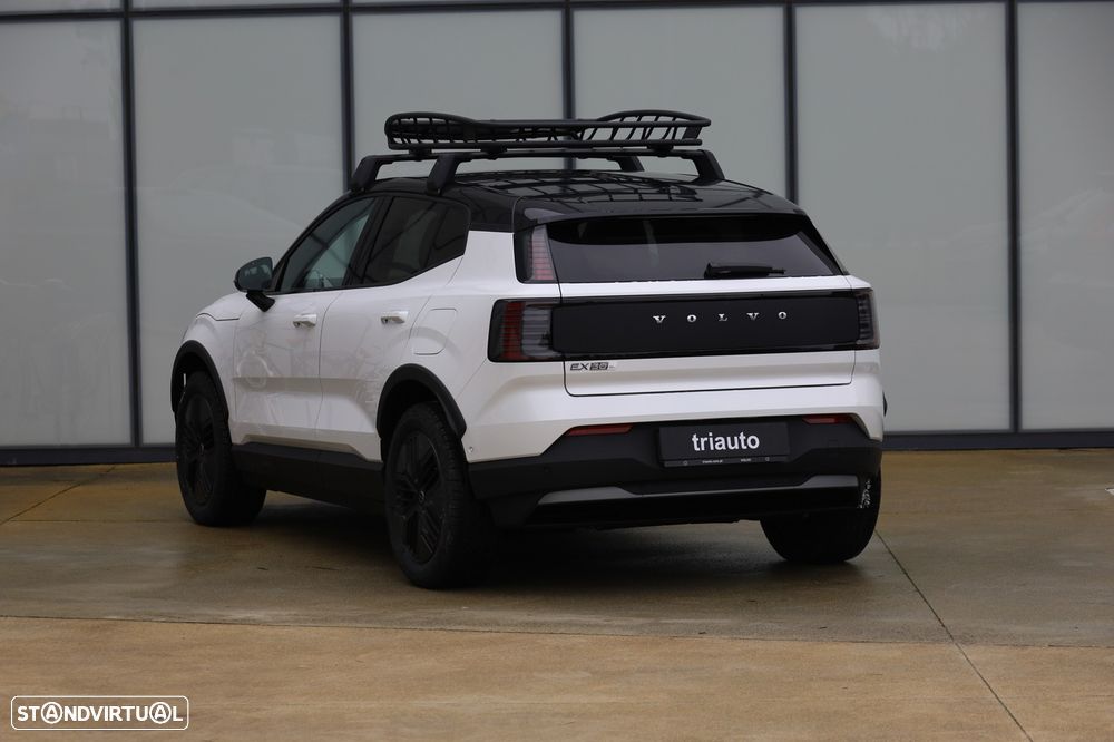 Volvo EX30 Cross Country 69 kWh Twin Motor Ultra - 2