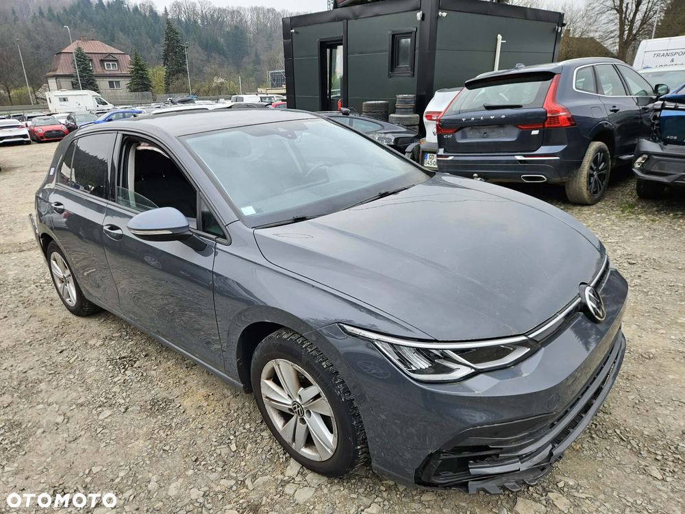 Volkswagen Golf 1.0 eTSI OPF DSG Life - 1
