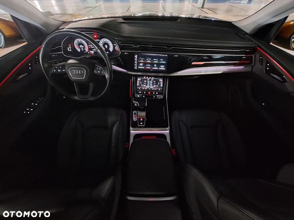 Audi Q8 - 16