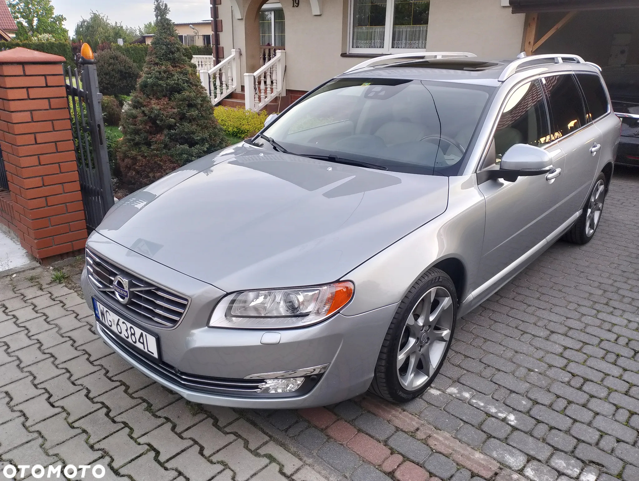 Volvo V70 T6 AWD Summum - 2