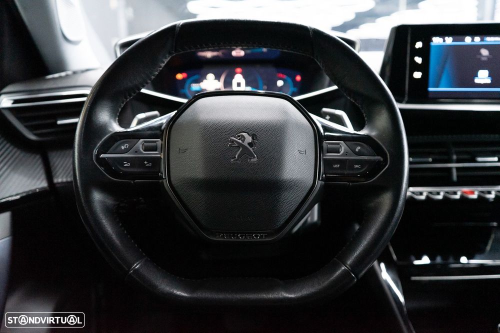 Peugeot 2008 1.2 PureTech Allure Pack EAT8 - 29