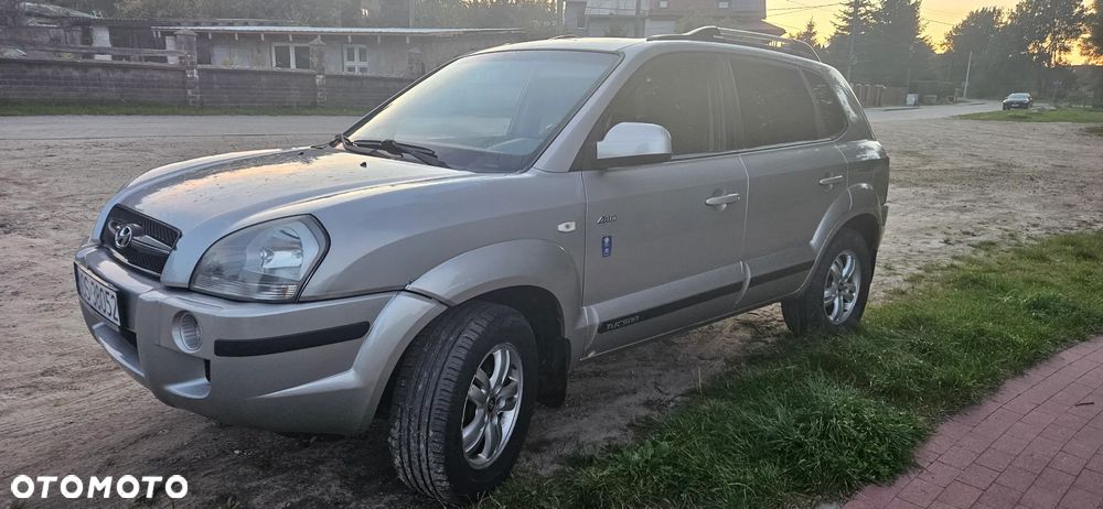 Hyundai Tucson 2.0 CRDi Premium - 8