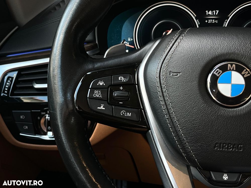 BMW Seria 5 530e xDrive AT PHEV - 22