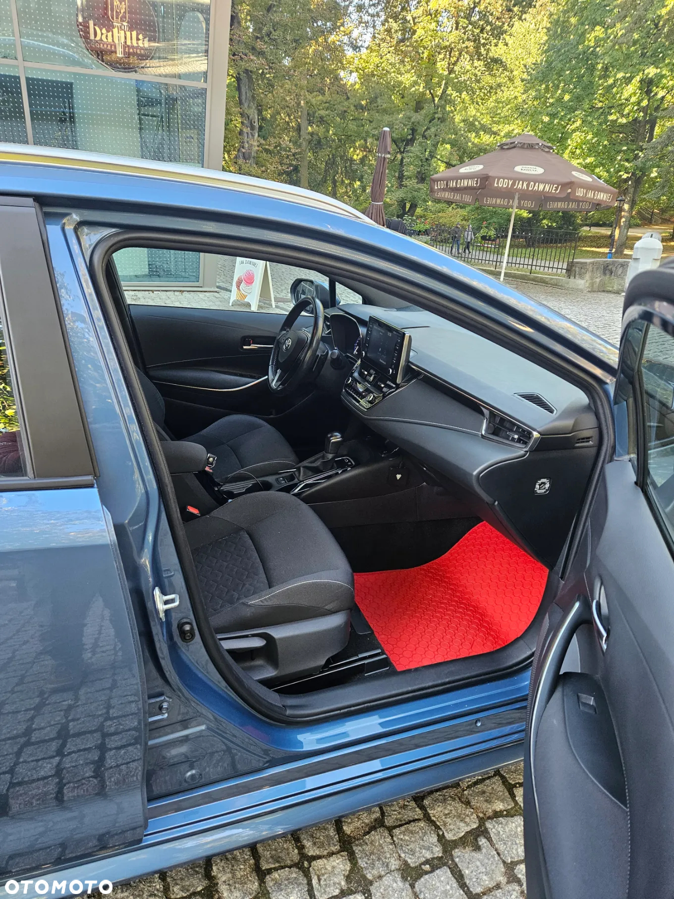 Toyota Corolla 2.0 Hybrid Comfort - 19