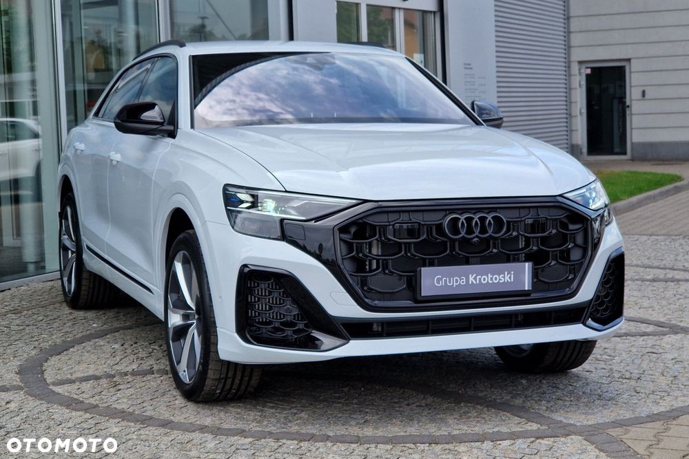 Audi Q8 - 15