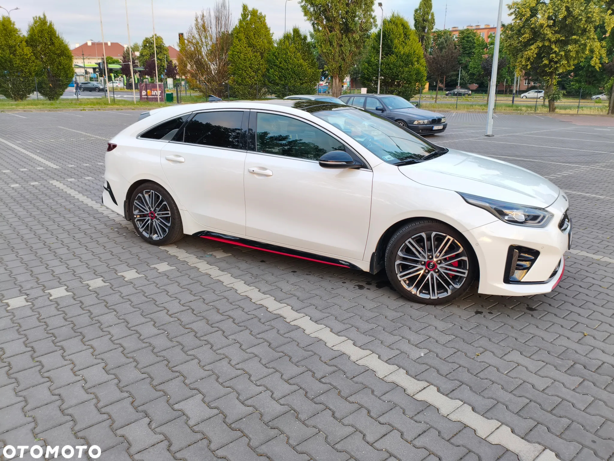 Kia ProCeed 1.6 T-GDI GT DCT - 9