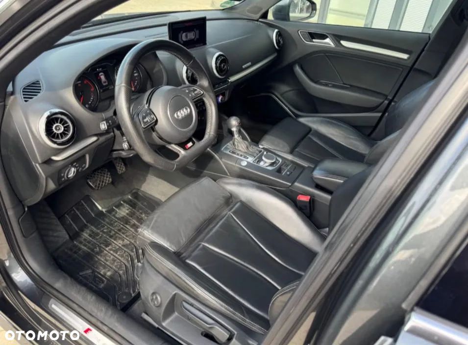 Audi A3 Sportback 2.0 TDI (clean diesel) quattro S tronic S line Sportpaket - 8