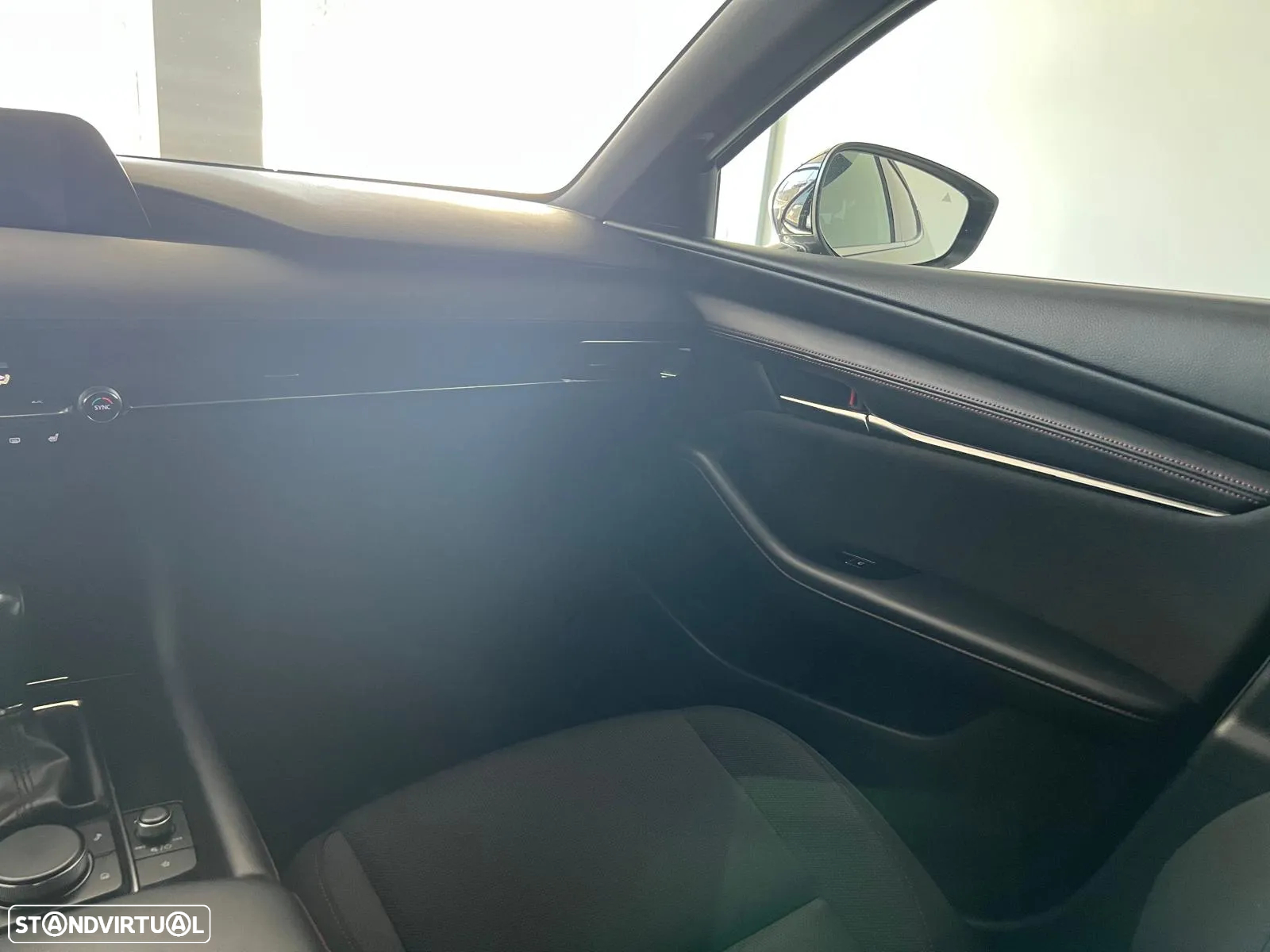 Mazda 3 2.0 e-Skyactiv-G Homura AT - 18