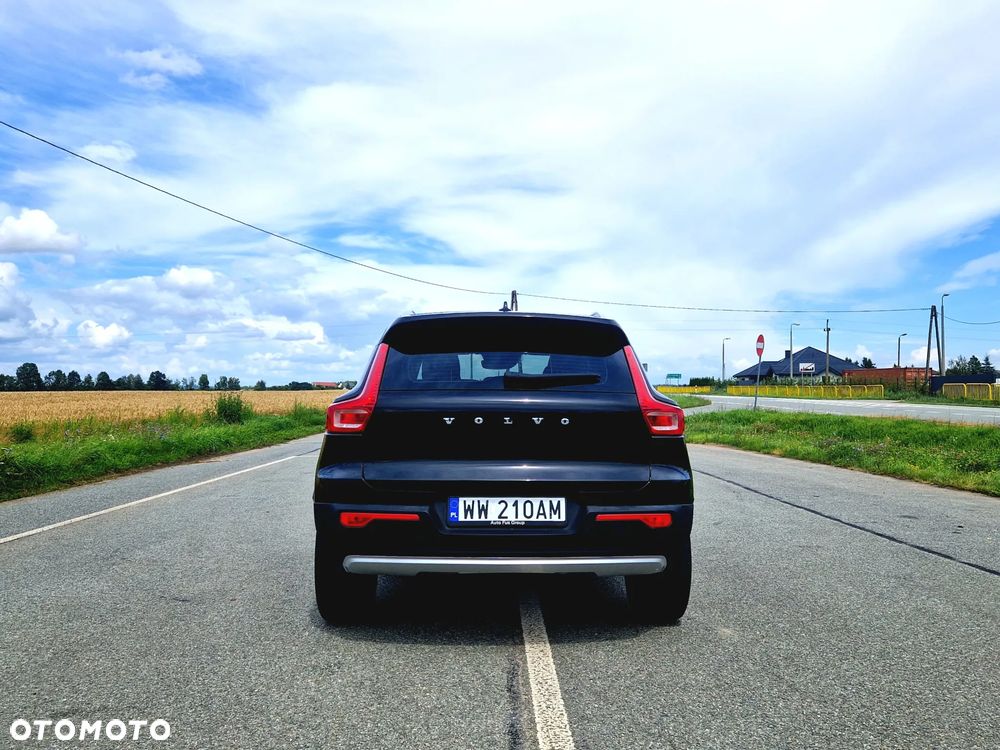 Volvo XC 40 T4 Geartronic Momentum Pro - 10