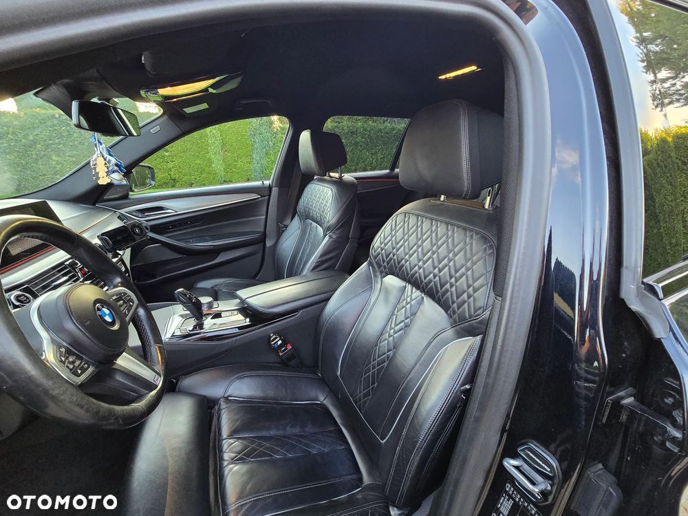 BMW Seria 5 520d xDrive mHEV M Sport sport - 17