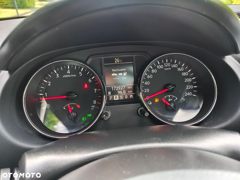 Nissan Qashqai 2.0 CVT lounge - 24