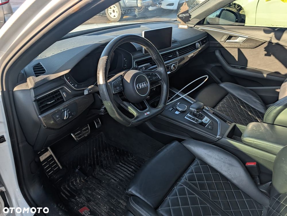 Audi S4 Limousine - 2