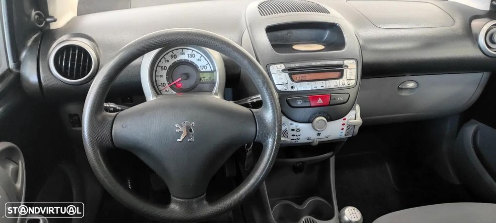 Peugeot 107 1.0 Urban - 26