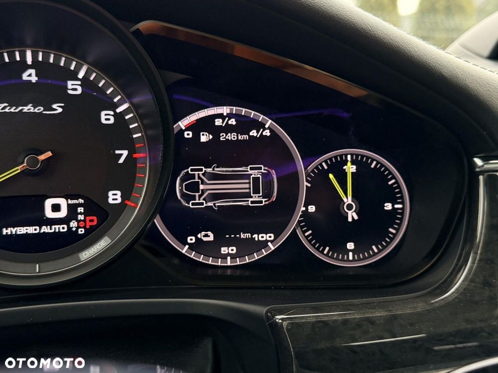 Porsche Panamera Turbo S E-Hybrid - 26