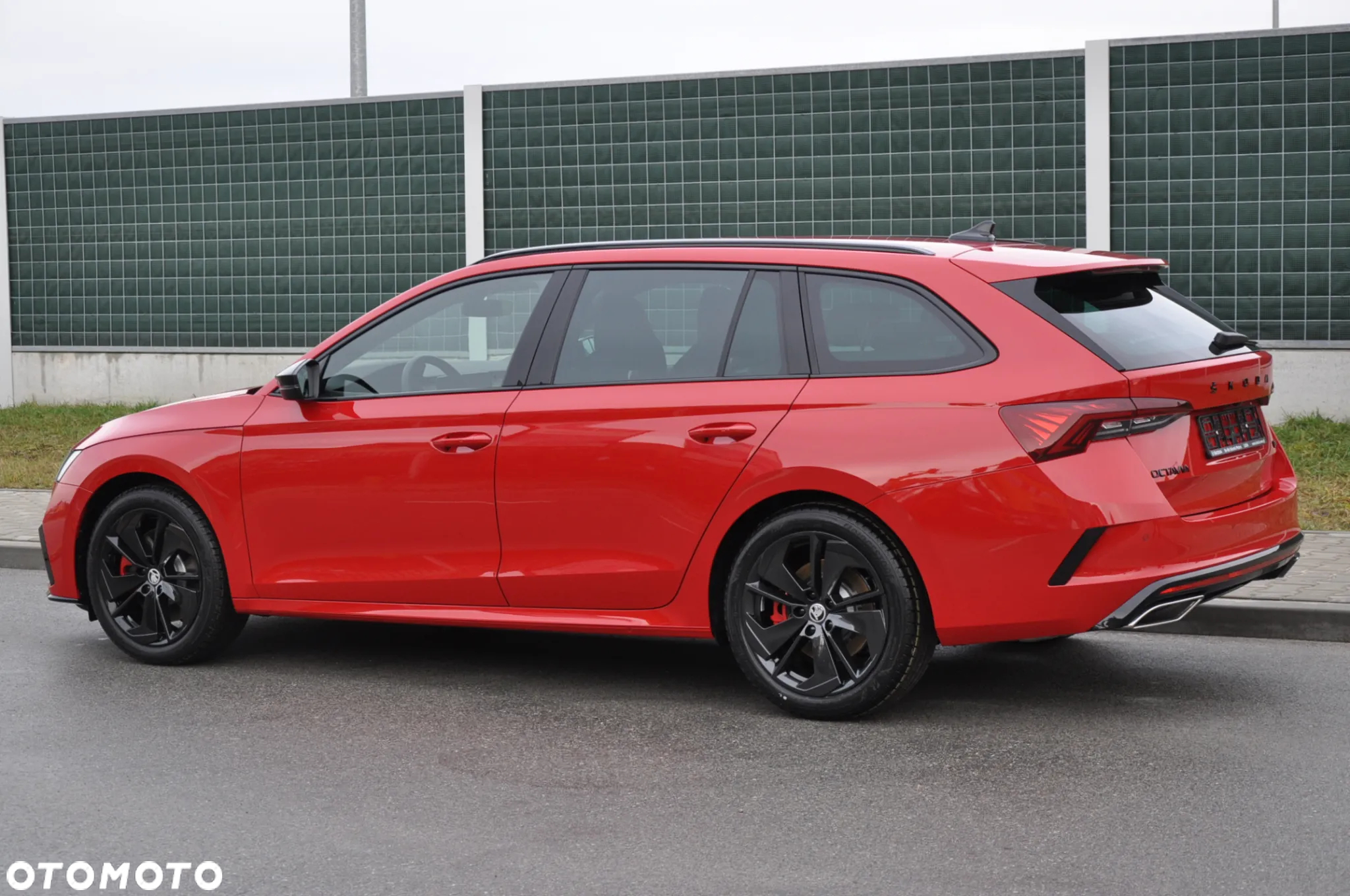 Skoda Octavia 2.0 TSI RS DSG - 4