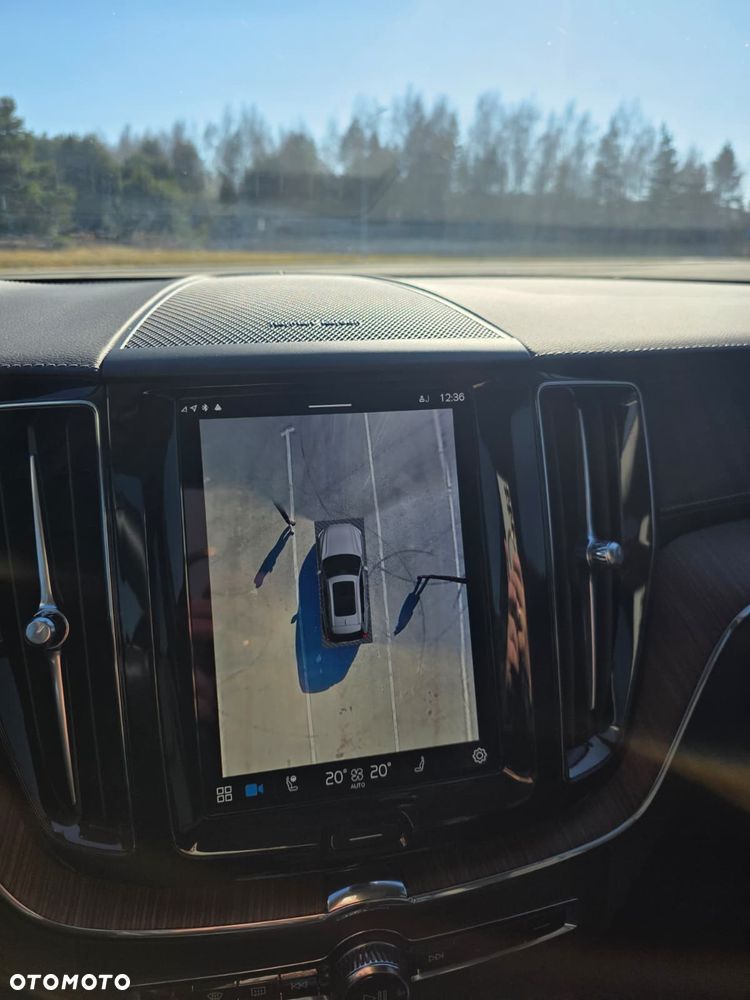 Volvo XC 60 T8 AWD Recharge Ultimate Dark - 8