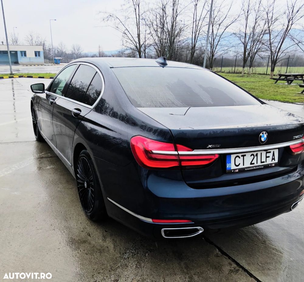 BMW Seria 7 740d xDrive - 5