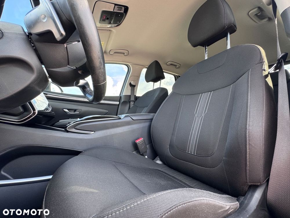 Hyundai Tucson 1.6 T-GDi HEV Executive 2WD - 11
