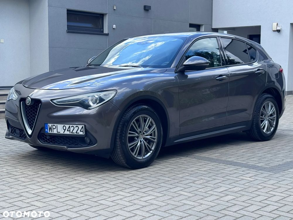 Alfa Romeo Stelvio 2.2 JTDM - 10