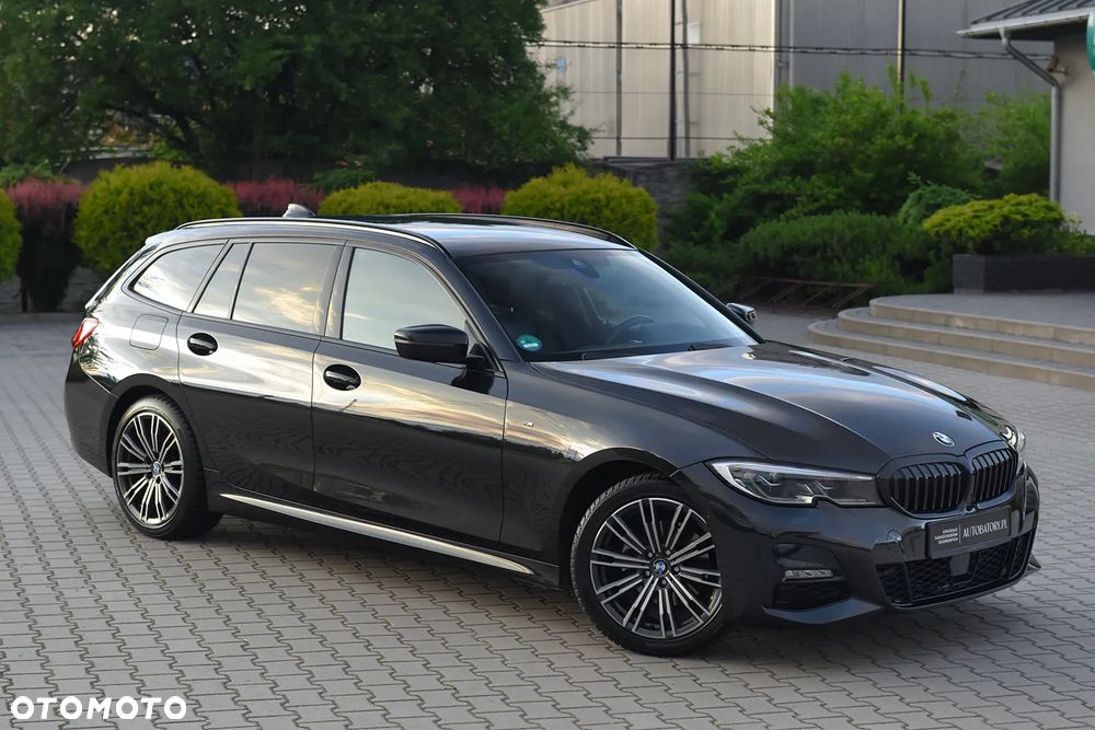 BMW Seria 3 320d xDrive Edition M Sport Shadow - 26