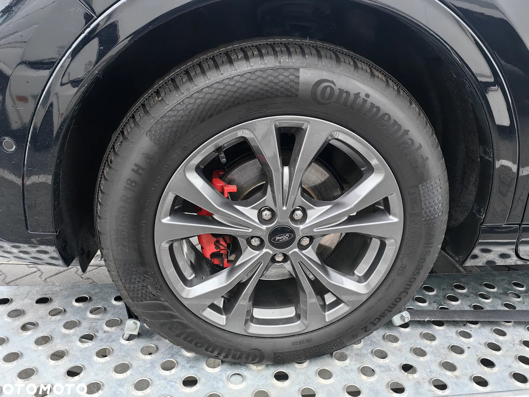 Ford Kuga 2.0 EcoBlue 4x4 ST-LINE - 34