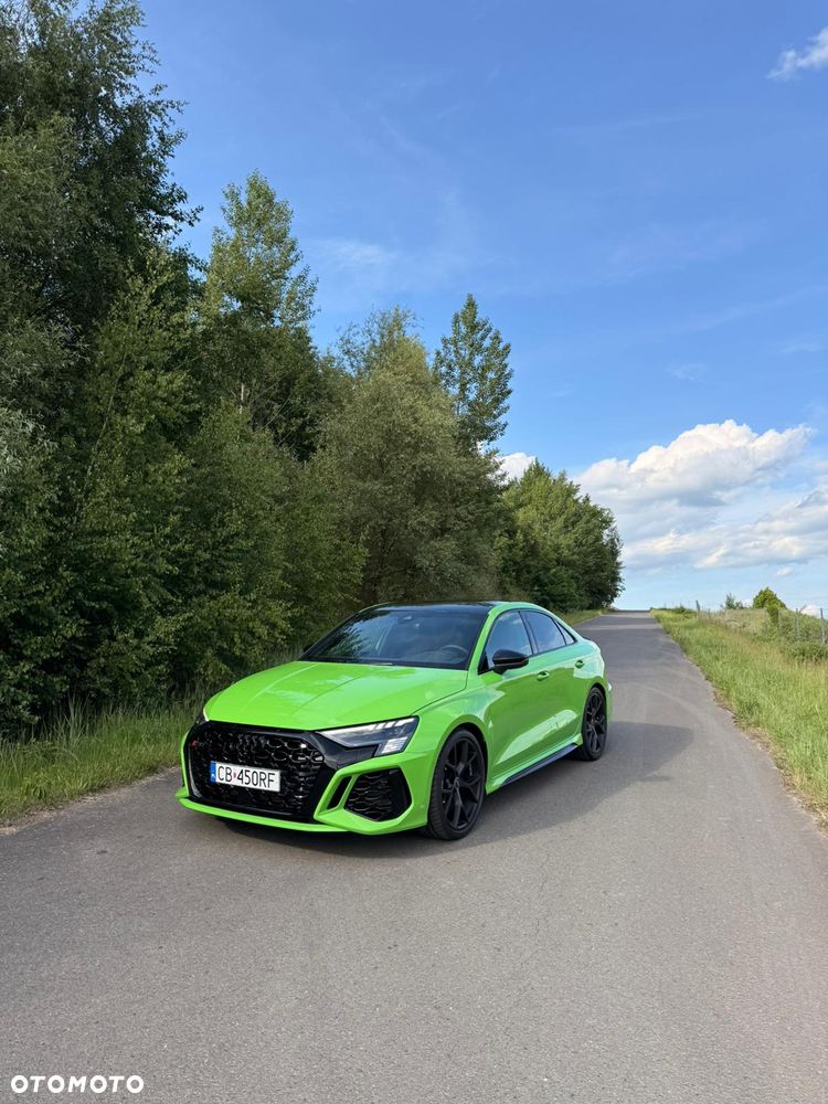 Audi RS3 Limousine - 3