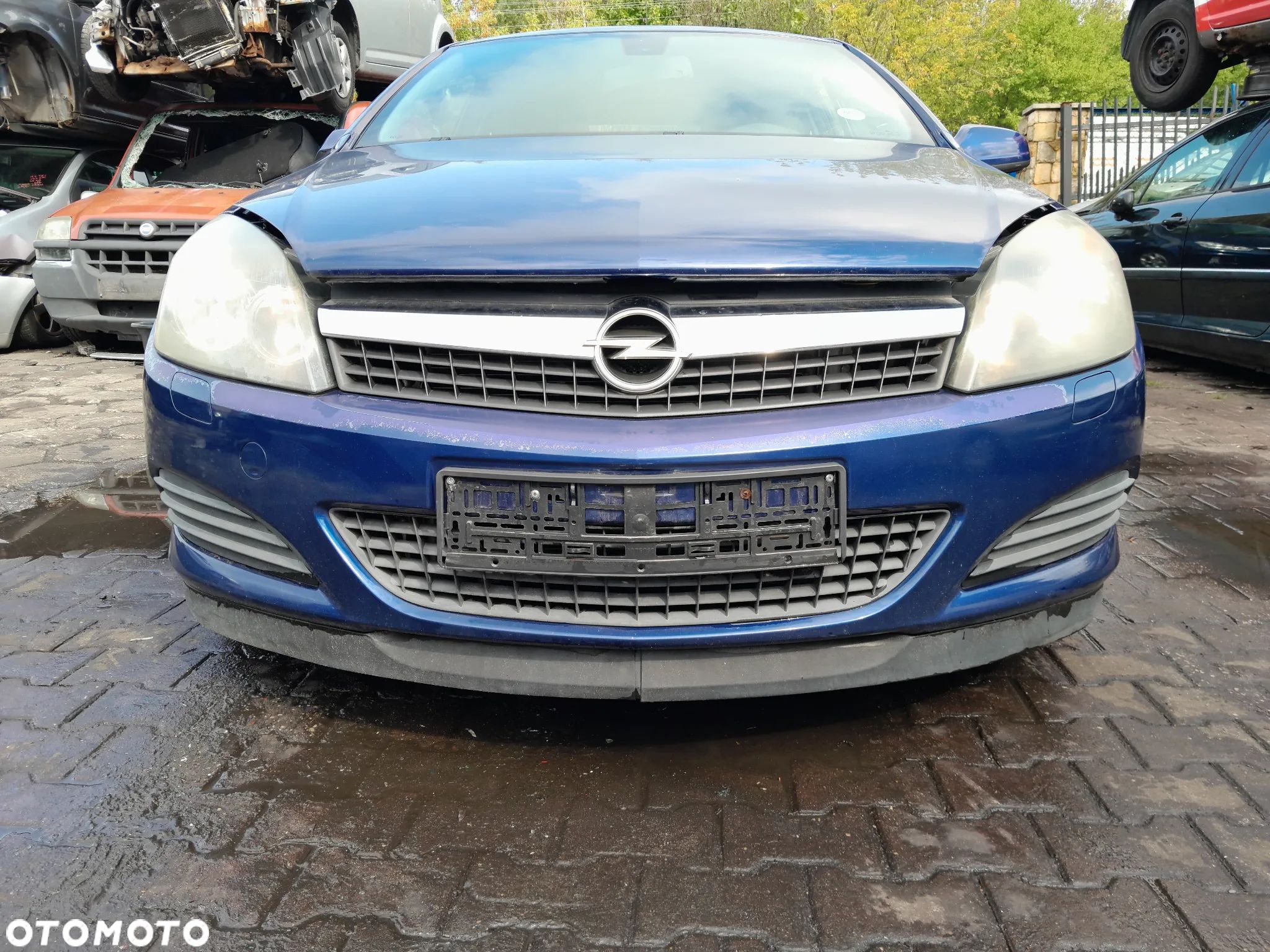 Zderzak przedni OPEL Astra H 04-14r. GTC Z21B - 1