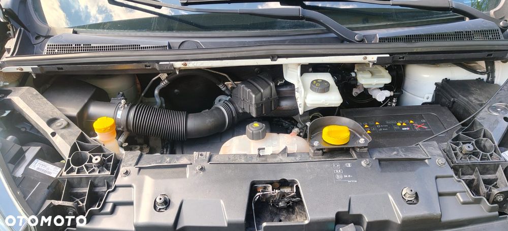 Renault Trafic - 9