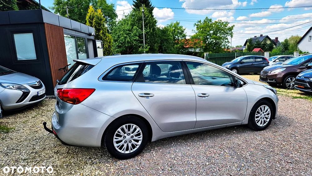 Kia Ceed 1.6 GDI XL - 11