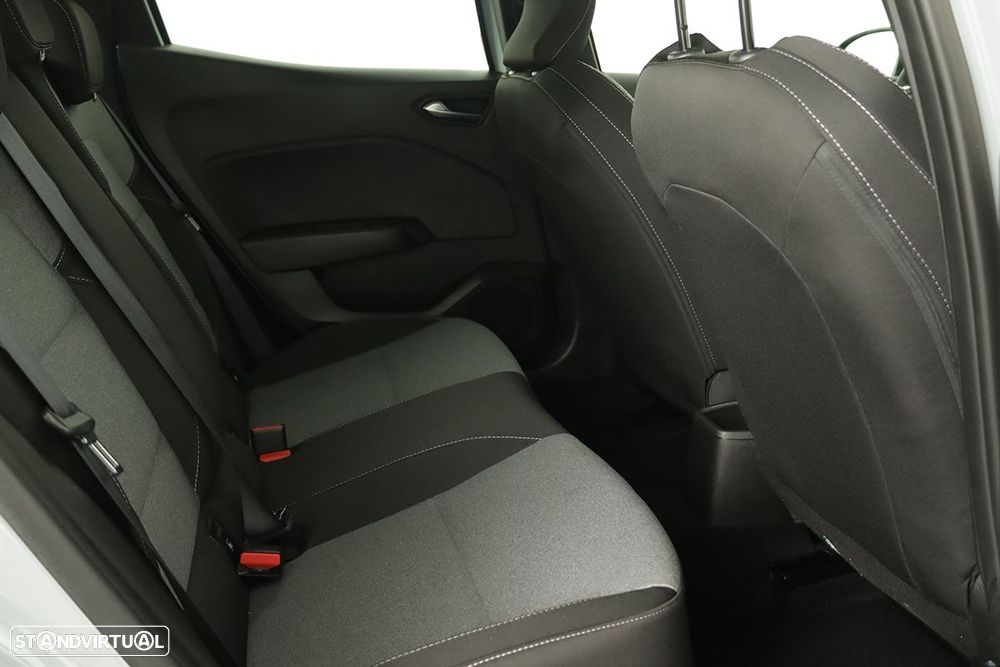 Renault Clio 1.0 TCe Evolution - 22